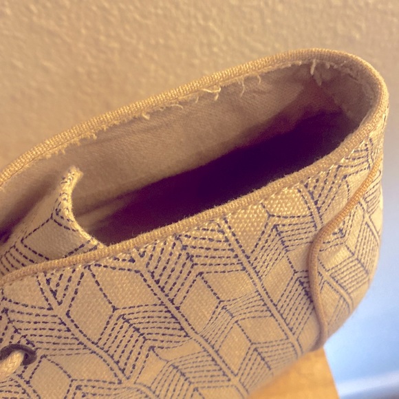 RARE Tom's Dessert Wedge Bootie - Picture 7 of 8